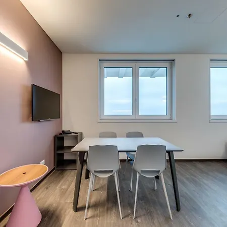 Apart-hotel Sky Tower Mestre